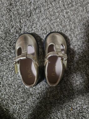 Place Metallic Gold Mary Jane Dress Shoes for Kids